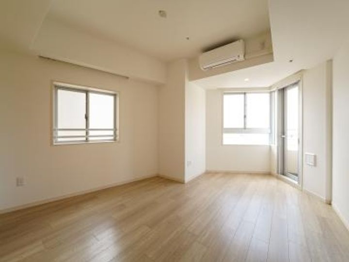 東京都港区六本木2(マンション)の賃貸物件の居間