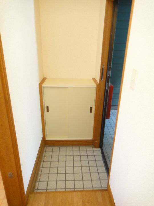 日吉パレスの玄関