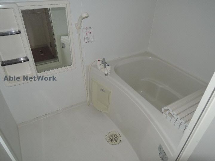 アーバンSの風呂