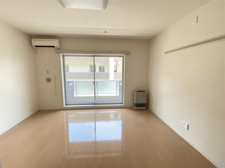 コルトーナ弐番館の居間
