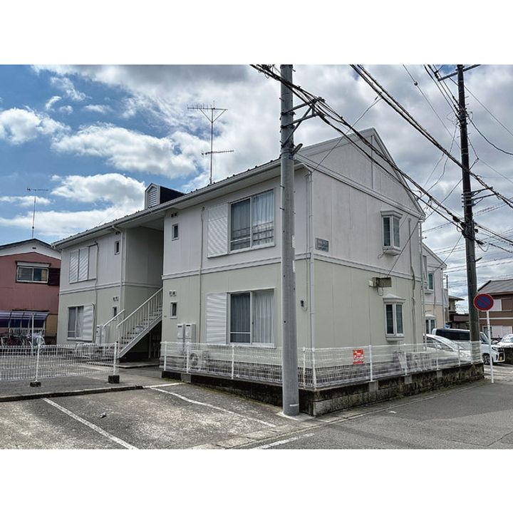 ファミールDの外観