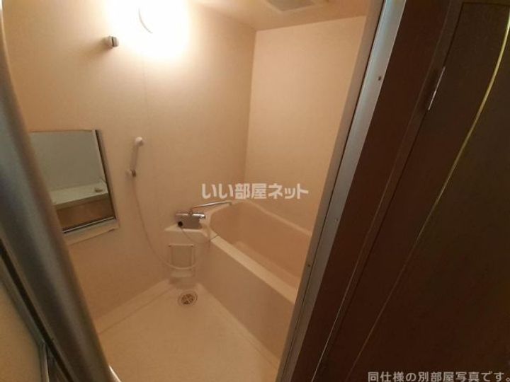 フォブール大高Aの風呂