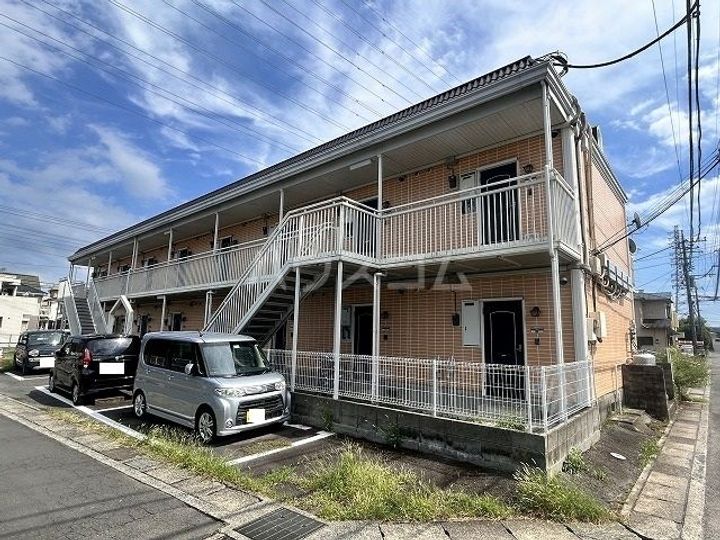 ペアシティ岩原の外観