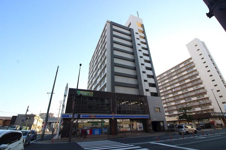 RAY白銀の外観