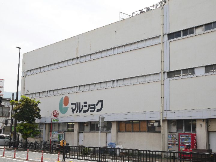 RAY白銀の周辺