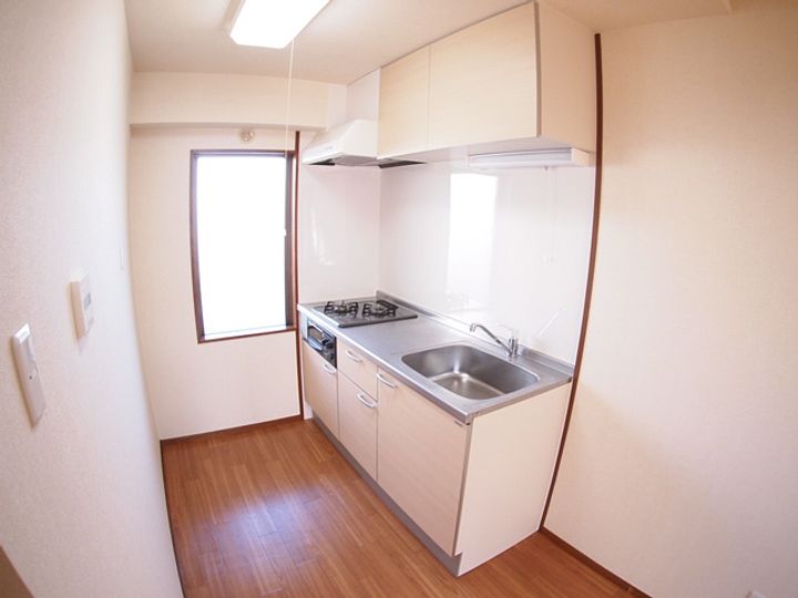 東京都武蔵野市西久保2(マンション)の賃貸物件のキッチン