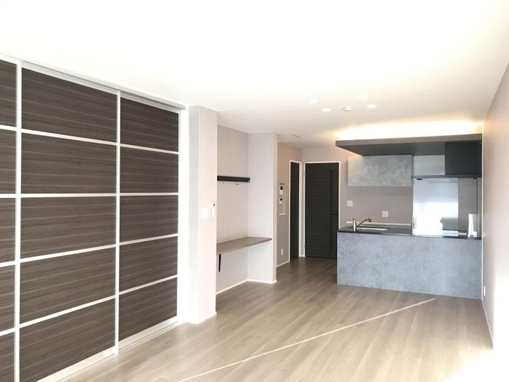 山形県山形市大手町(マンション)の賃貸物件の居間