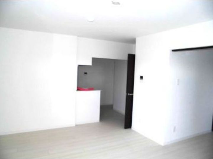 A BOND菊水の居間