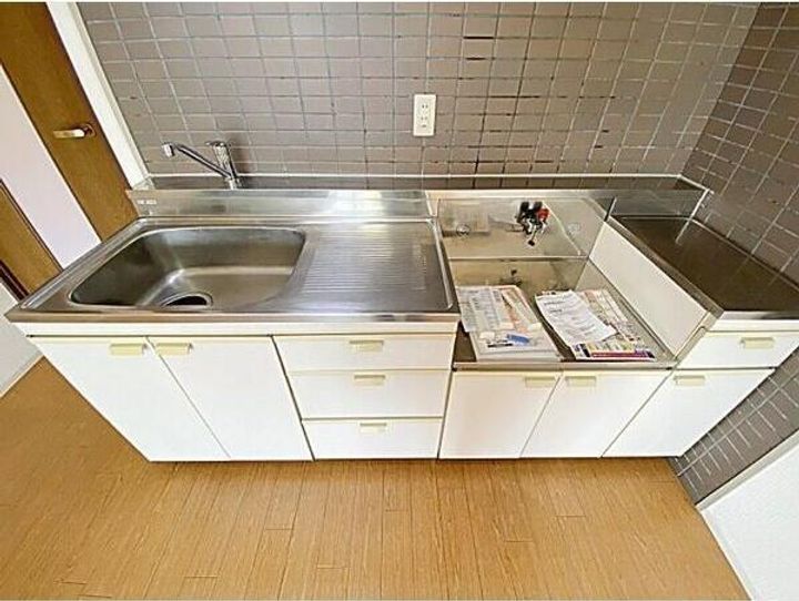 愛知県名古屋市千種区新西2(マンション)の賃貸物件のキッチン