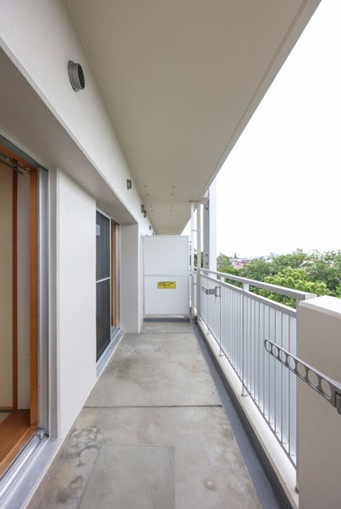 URアルビス緑丘の内装