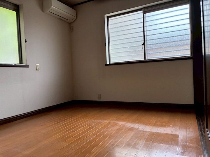 パレロワイヤル善行の内装
