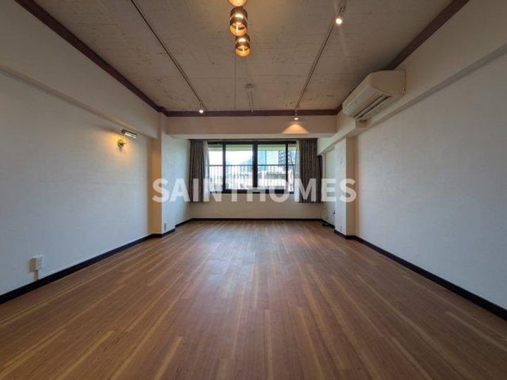 ニュー赤坂コーポラスの内装