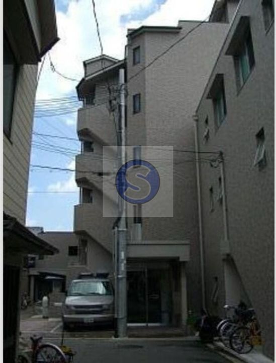 エレガント鴨川Aの地図