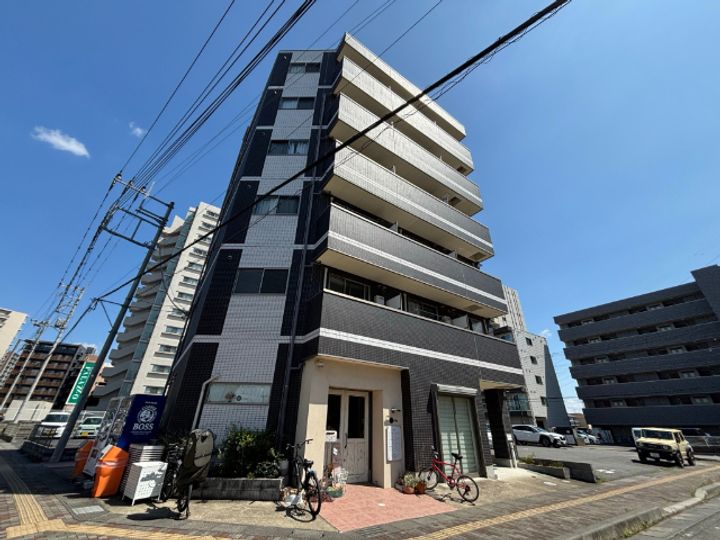 Eight-Palace NO.8の外観