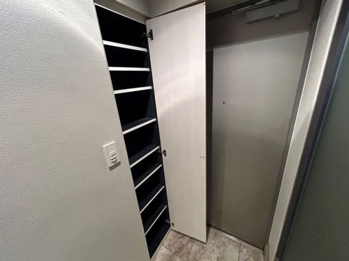 エルスタンザ下北沢の玄関