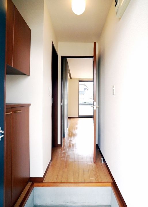 アネックスガーデン参番館の玄関