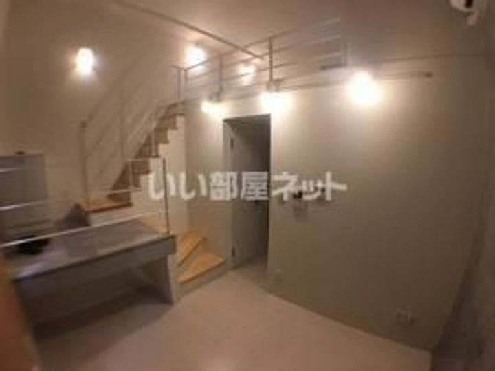 埼玉県入間郡毛呂山町大字毛呂本郷(マンション)の賃貸物件の居間