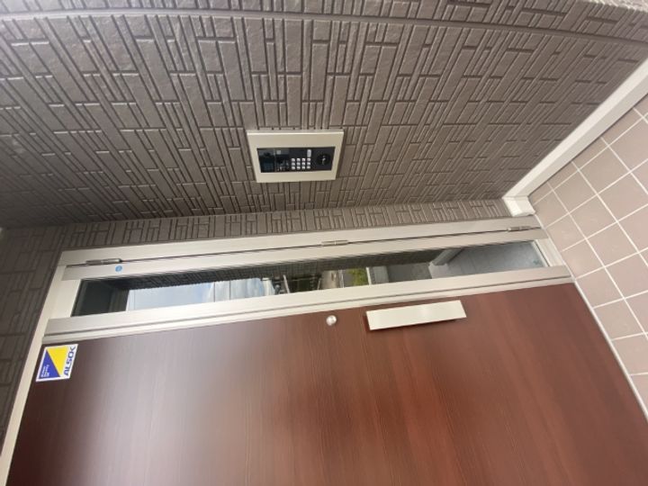 シャン・ド・フルールの玄関