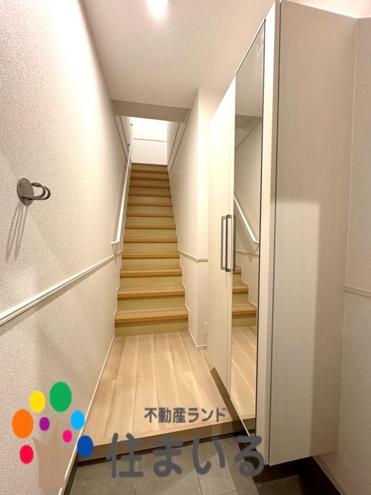 愛知県名古屋市天白区海老山町(アパート)の賃貸物件の玄関