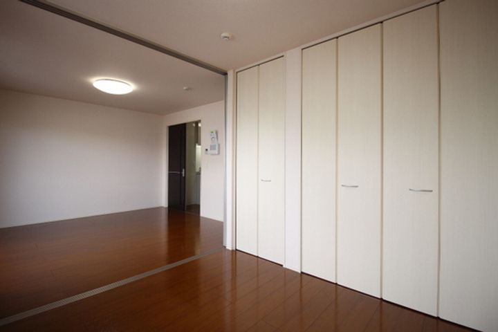 フィールド ハタの内装