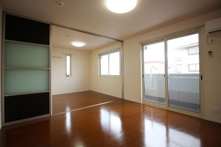 フィールド ハタの居間