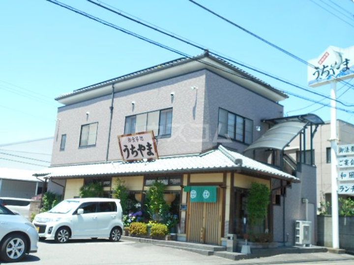 グランヴェルジュBの周辺