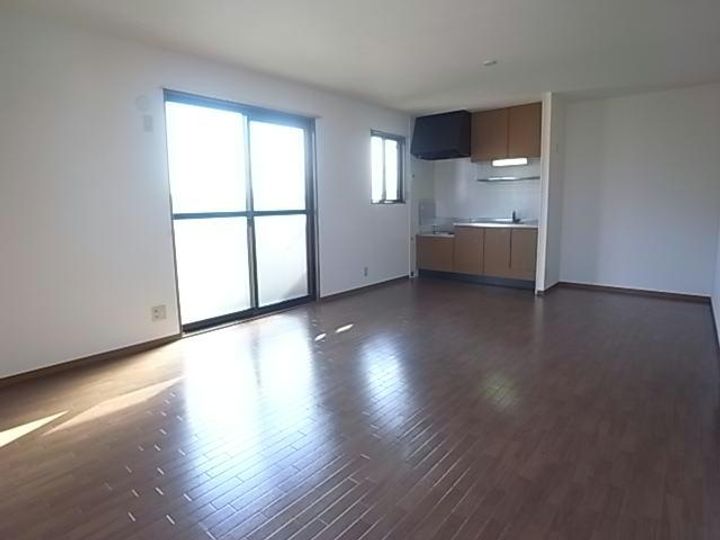 岐阜県羽島郡岐南町徳田1(アパート)の賃貸物件の居間