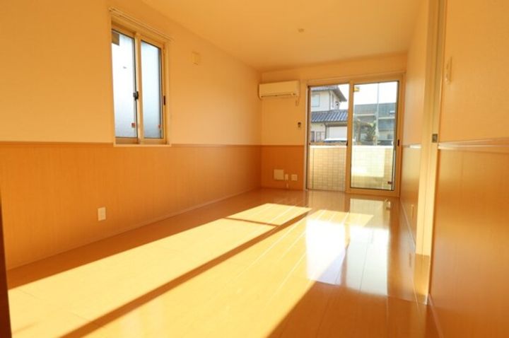 埼玉県深谷市上野台(アパート)の賃貸物件の居間