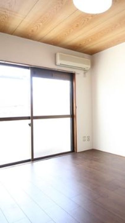 レジデンス井野Bの居間