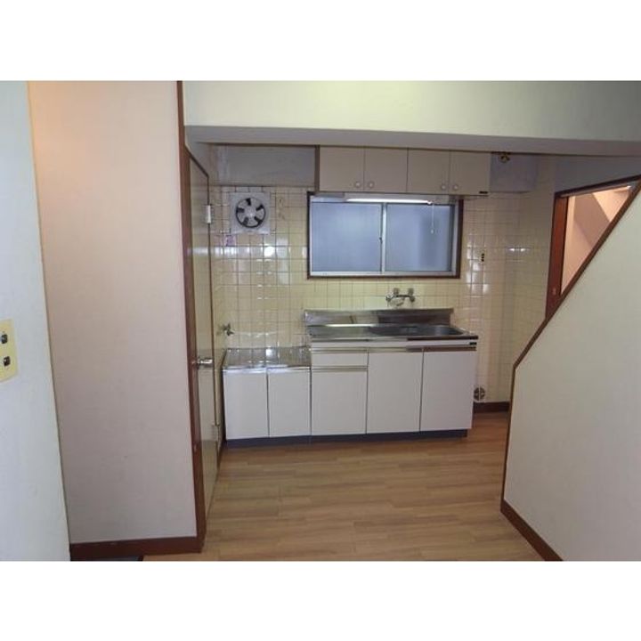 東京都豊島区南大塚3の賃貸マンションの居間