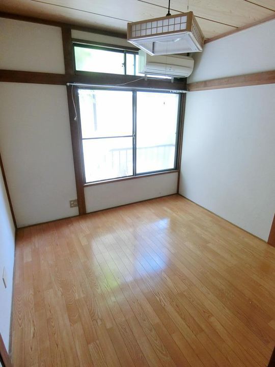 東京都世田谷区若林5(アパート)の賃貸物件の居間