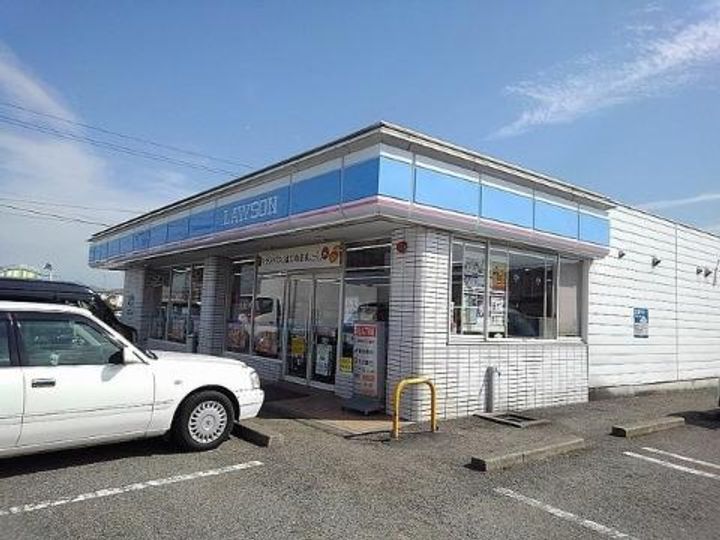 マリーファイブの周辺