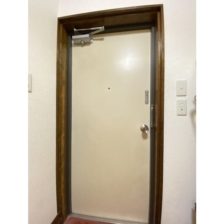 ハウスメイトの玄関