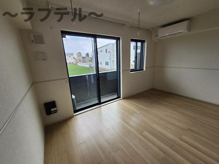 ヴィラ明の沢の居間