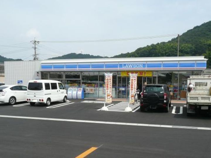 ラ・ファミーユの周辺