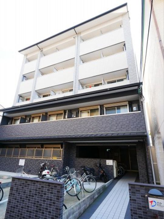 フラッティ千本今出川の外観