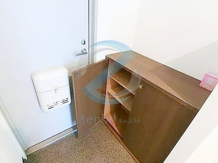 東京都江戸川区東葛西8(アパート)の賃貸物件の玄関