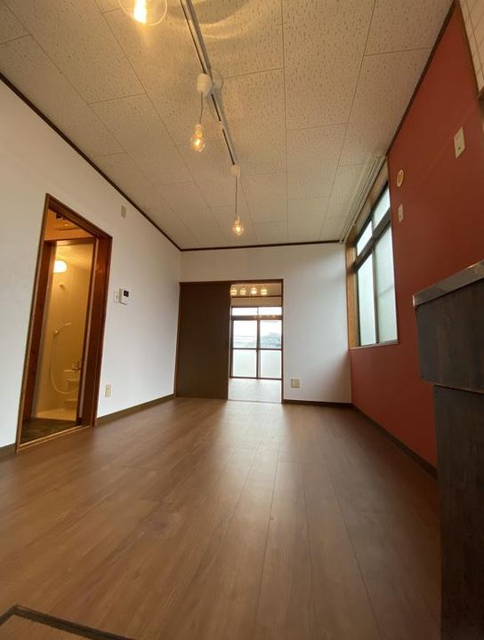 長崎県長崎市伊良林2(アパート)の賃貸物件の居間