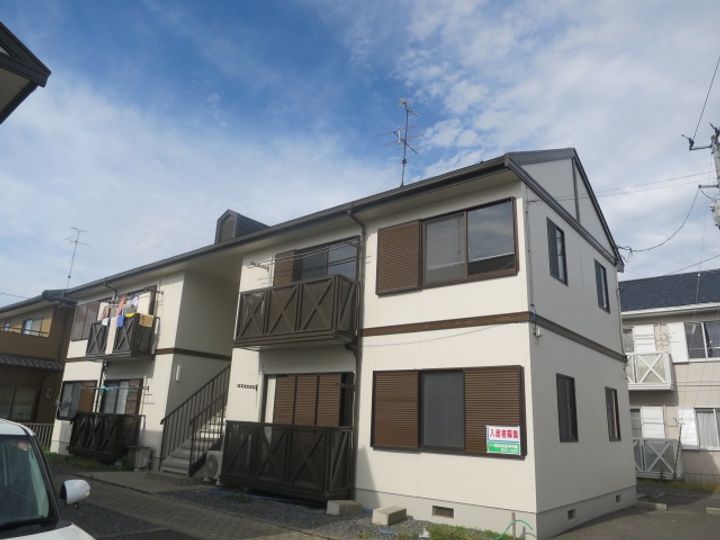 フレグランス八山田 BIの外観