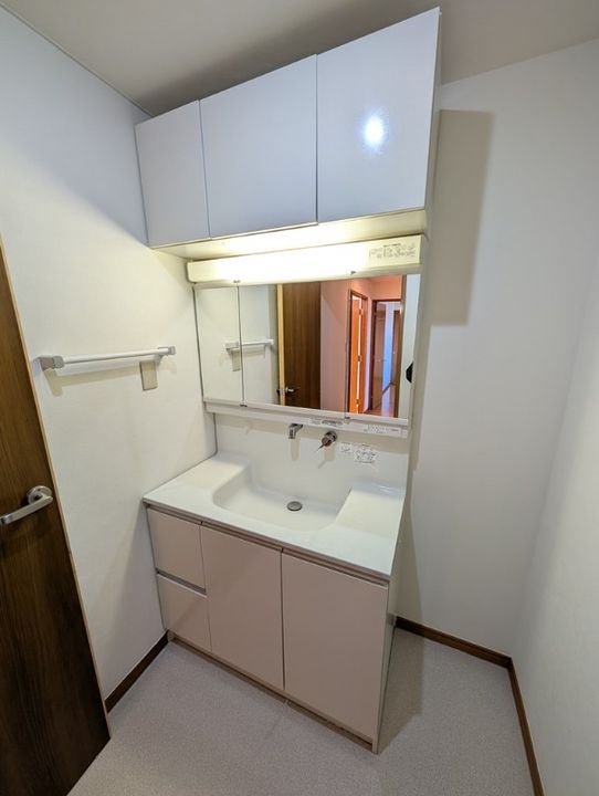 静岡県浜松市中央区富塚町(マンション)の賃貸物件の内装