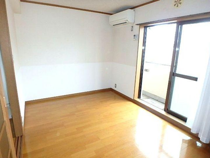 ロッキー毛呂山の居間