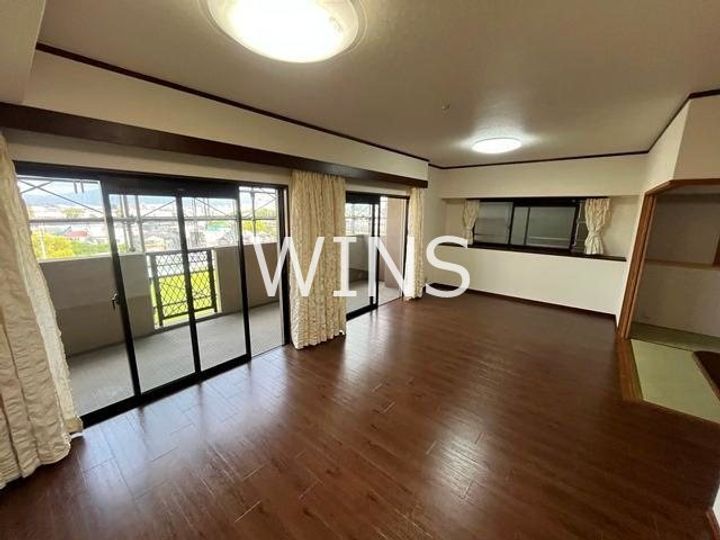 福岡県福岡市東区筥松4の賃貸マンションの居間