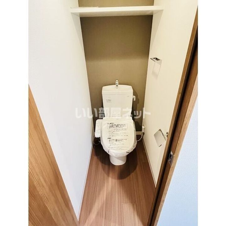 NEUA NARUMI(ノイア ナルミ)の内装