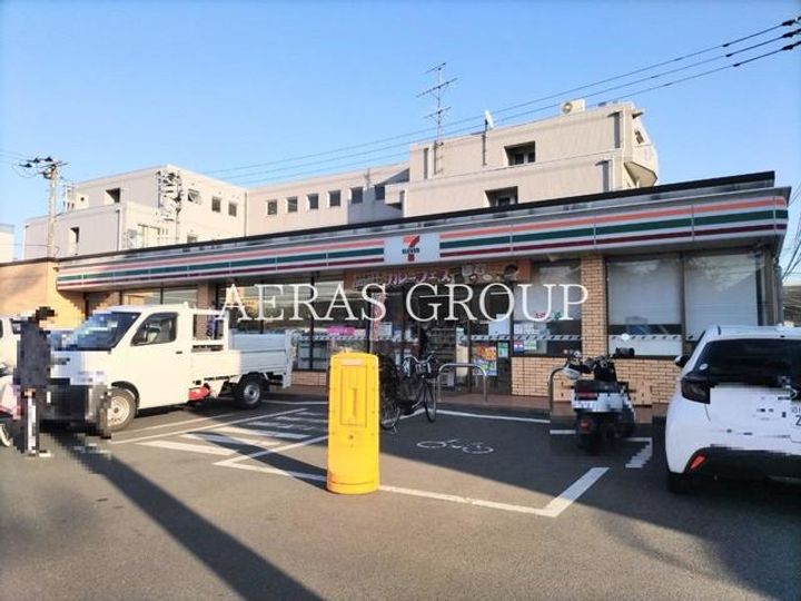 サロン・ボン・グウの周辺