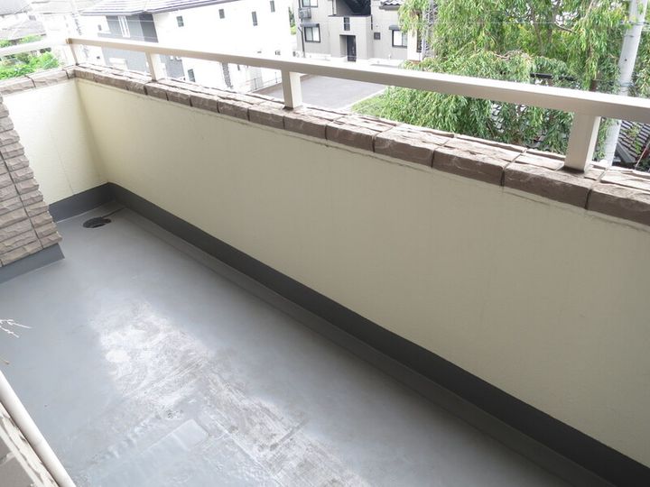 メイプルナインの内装