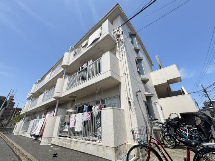 サンハイツ稔台Bの外観