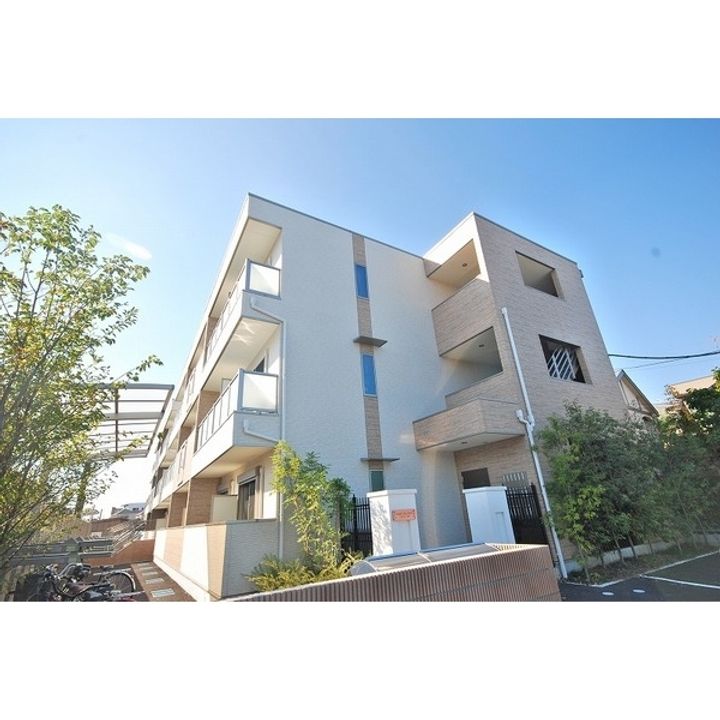 DUO VALORE 大宮公園弐番館の外観