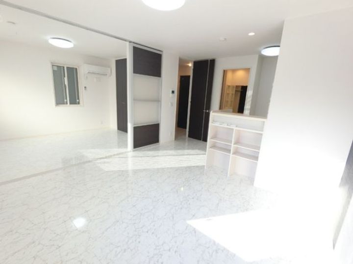 栃木県足利市伊勢町2(アパート)の賃貸物件の居間