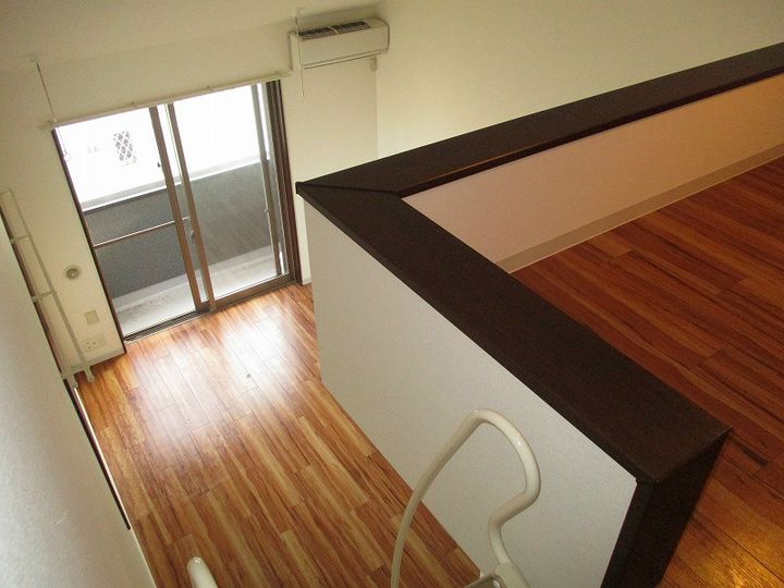 バイオレット倉田の内装