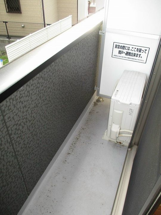 バイオレット倉田の内装